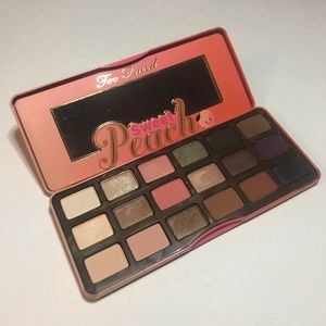 Too Faced Sweet Peach Palette